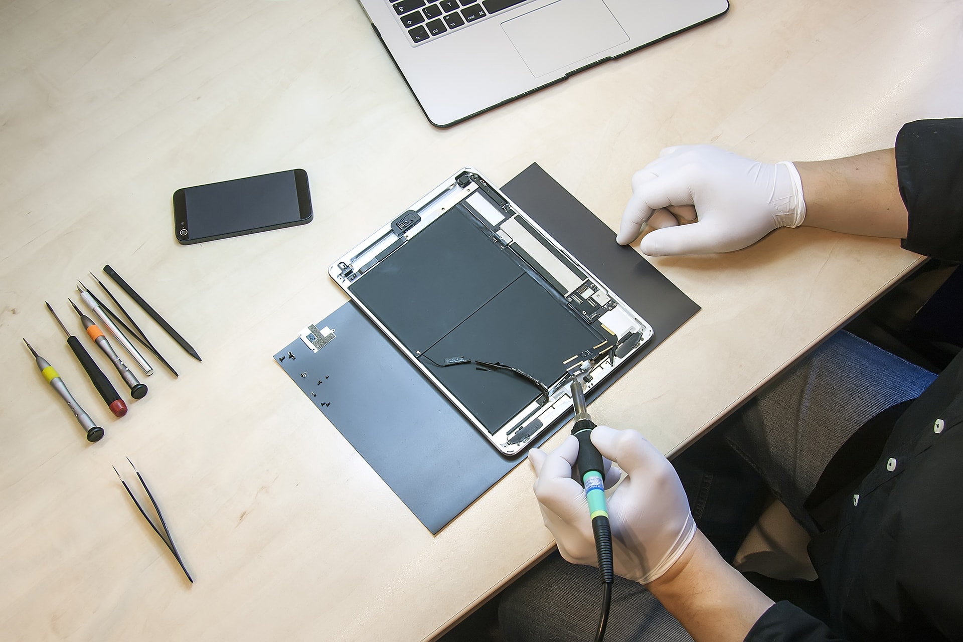 Tablet Repairs Buzz Box